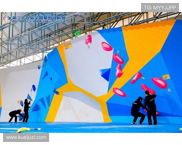 攀岩巨献:深入解析北京攀岩队的训练与技术创新之路