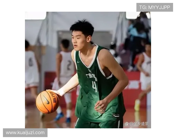 吴前：从篮球场上的闪耀明星到中国篮球的未来希望